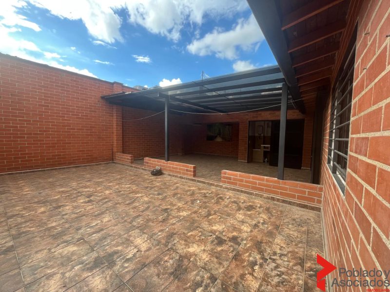 Apartamento en Arriendo en Laureles