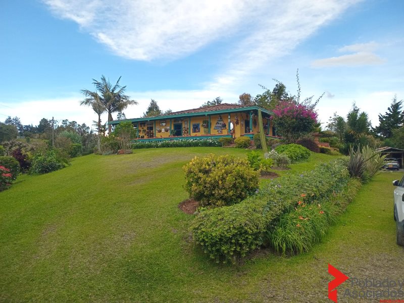 Casa-Finca en Venta en Vereda La Quiebra