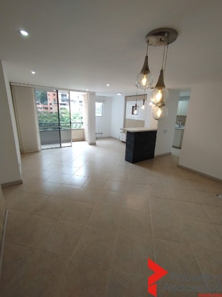 Apartamento en Arriendo en Cumbres