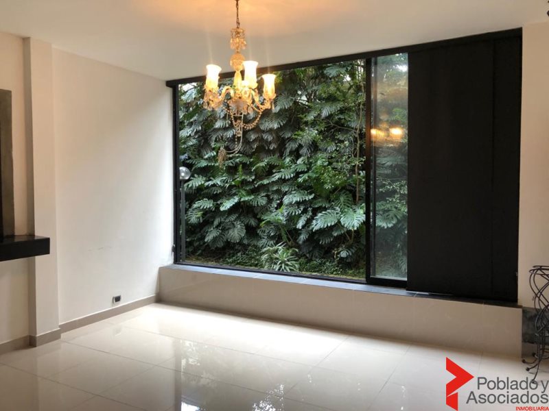 Apartamento en Arriendo en Poblado