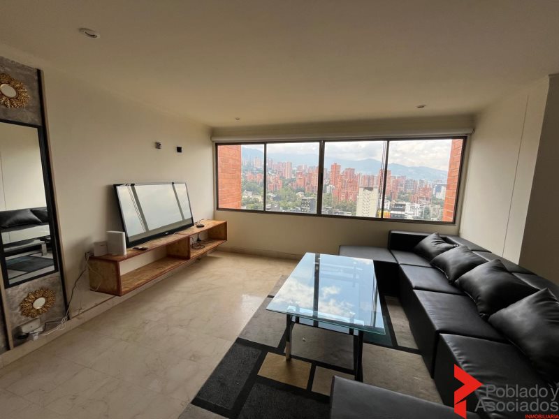 Apartamento en Ambos en Poblado