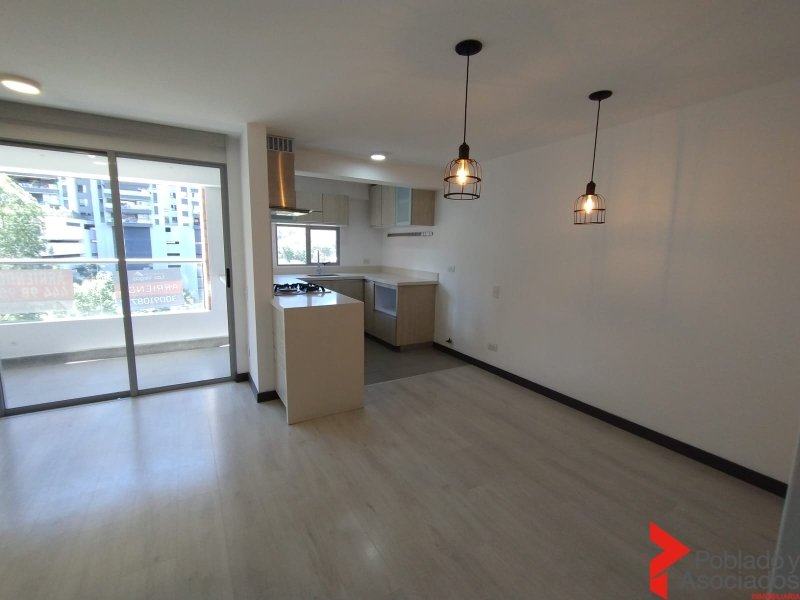 Apartamento en Arriendo en Loma De Las Brujas