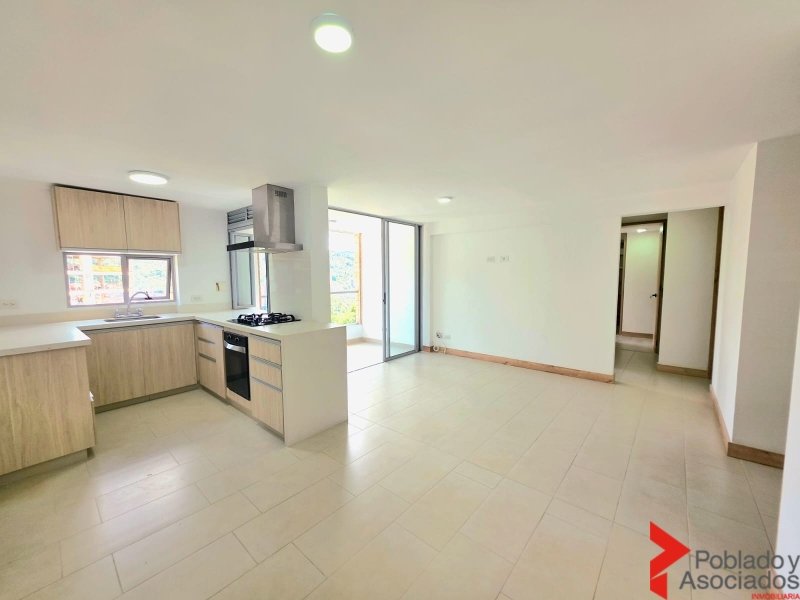 Apartamento en Arriendo en Loma De Las Brujas