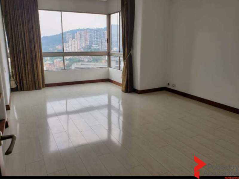 Apartamento en Arriendo en Poblado
