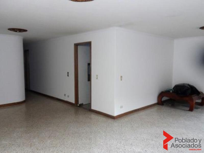 Apartamento en Venta en Laureles