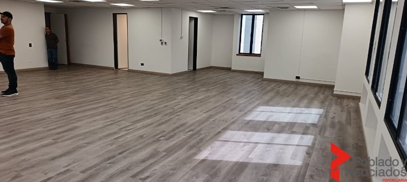 Oficina en Arriendo en Poblado