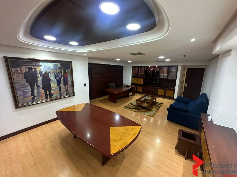Oficina en Arriendo en Poblado