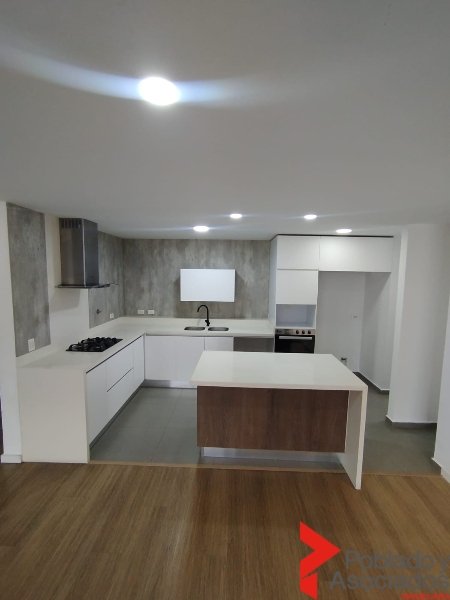 Apartamento en Arriendo en Loma De Las Brujas
