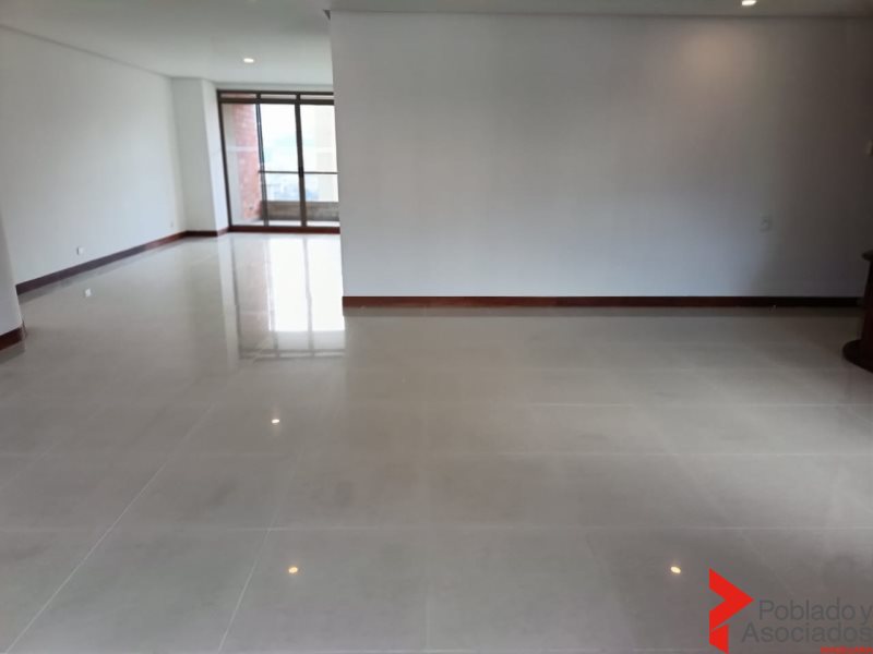 Apartamento en Arriendo en Poblado