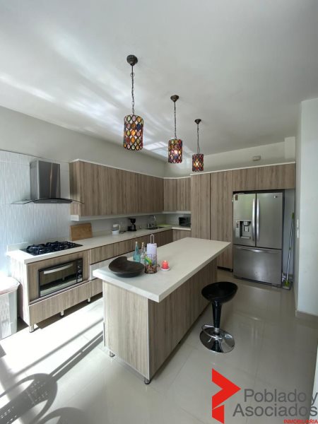 Casa en Ambos en Poblado